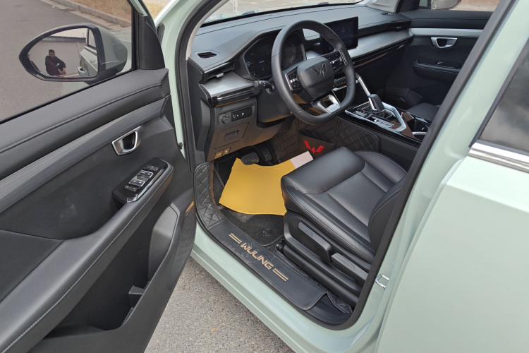 Wuling Asta 2024 #16 Wuling Asta 2024 изображение автомобиля #16