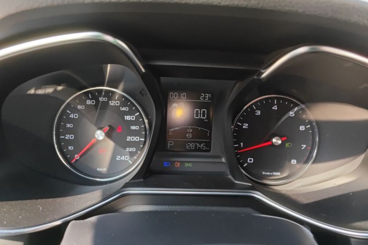 MG 6 2018 car image #16