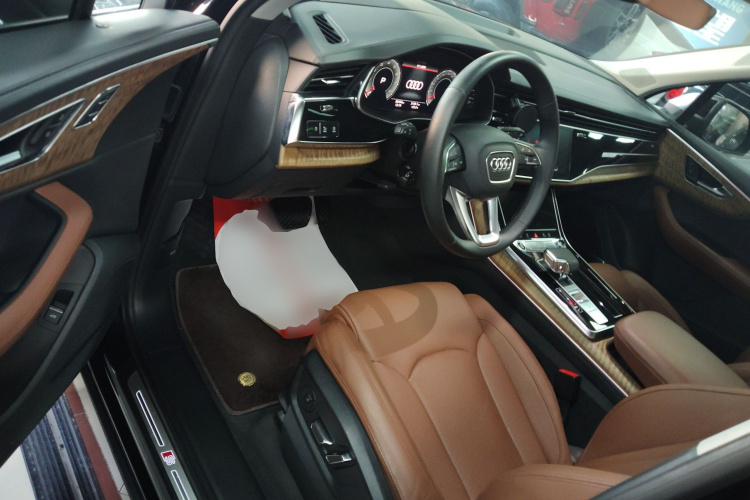 Audi Q7 2021 image de voiture #16