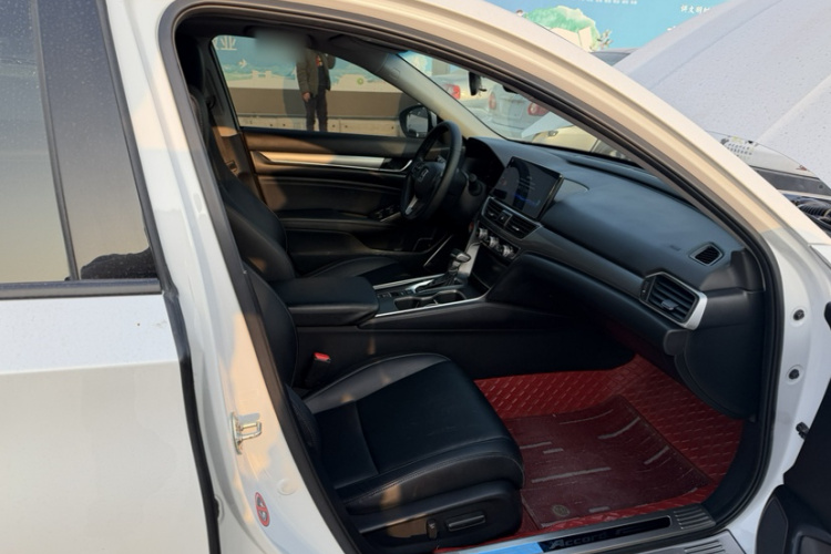 Honda Accord 2022 car image #16