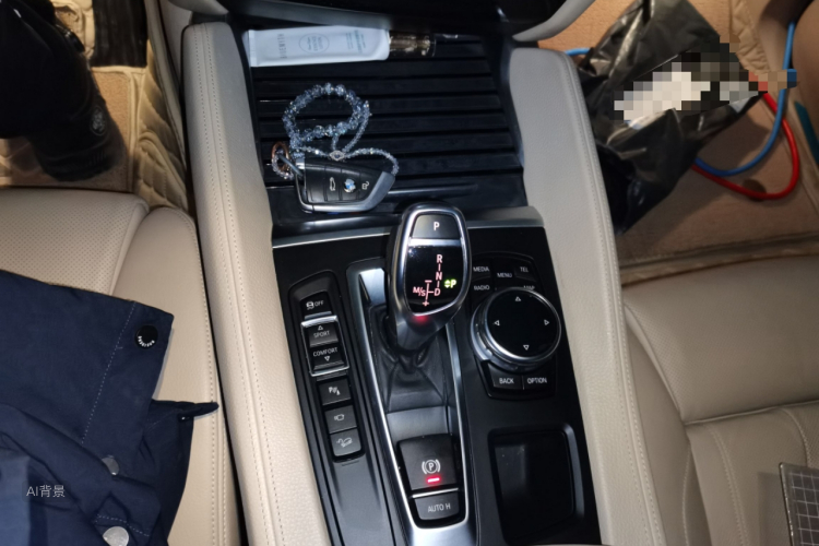 BMW X6 2017 imagem de carro #16