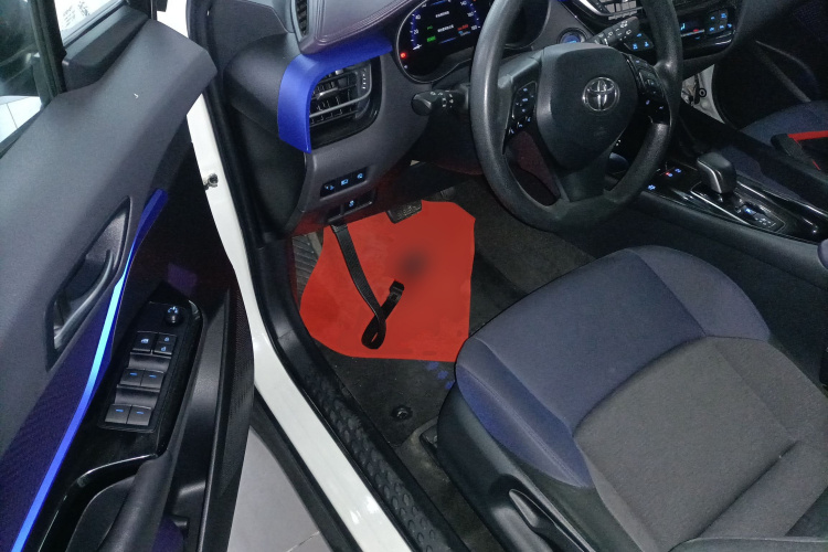 Toyota C-HR EV 2021 изображение автомобиля #16