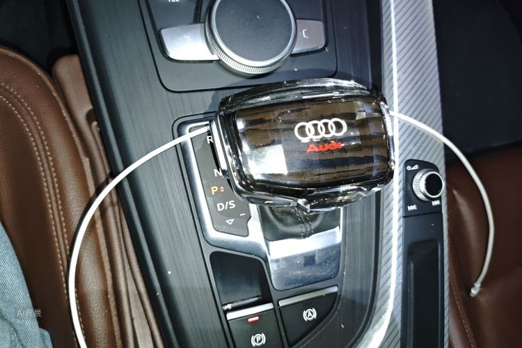 Audi A4L 2017 #16 Audi A4L 2017 car image #16