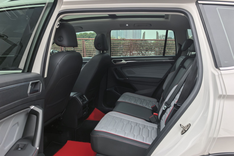 Volkswagen Tiguan L New Energy 2022 car image #16