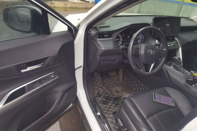 Toyota Harrier 2022 #16 Toyota Harrier 2022 car image #16