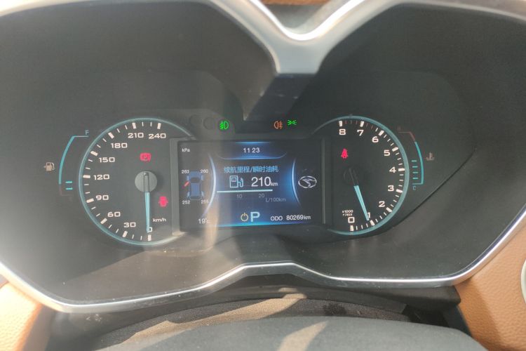 Soueast DX7 2016 #16 Soueast DX7 2016 car image #16