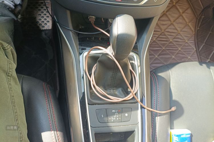 Peugeot 408 2018 car image #16