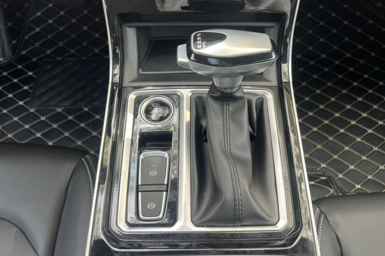 JAC A5 PLUS 2023 immagine di auto #16