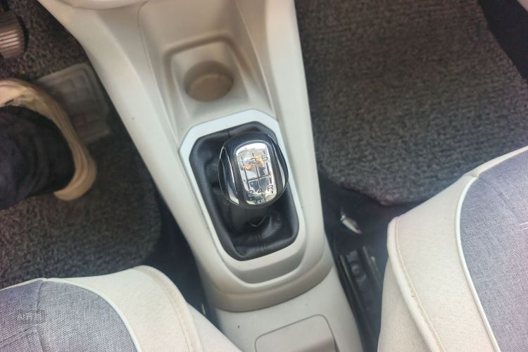 Citroen C-Elysée 2014 car image #16