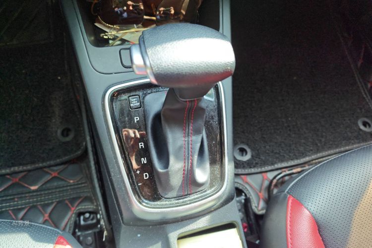 Kia Rio Cross 2019 صورة سيارة #16