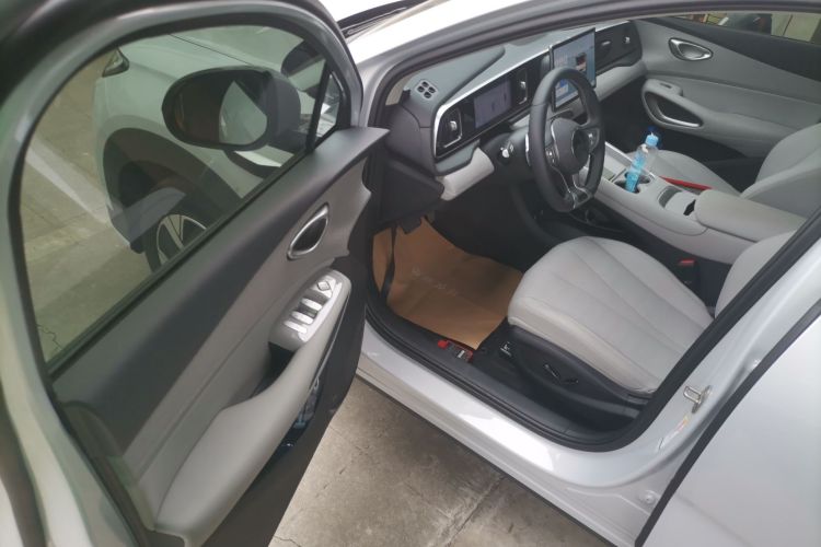 BYD Sea Lion 05 EV 2025 #16 BYD Sea Lion 05 EV 2025 car image #16