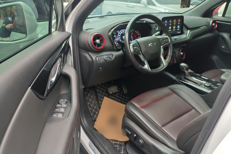 Chevrolet Blazer 2022 car image #16