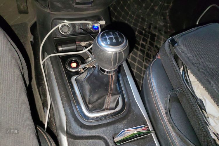 SWM斯威汽车 SWM斯威X3 2022 #16 SWM斯威汽车 SWM斯威X3 2022 汽车图片 #16