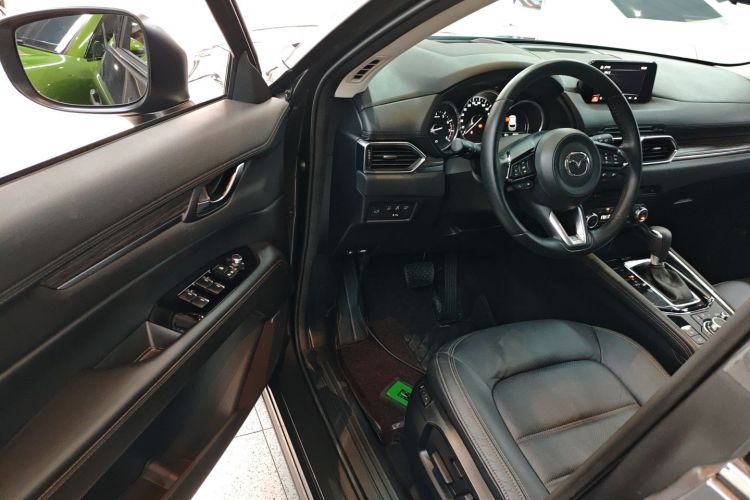 Mazda CX-5 2019 car image #16
