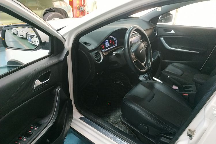 Chery Tiggo 3x 2019 #16 Chery Tiggo 3x 2019 car image #16