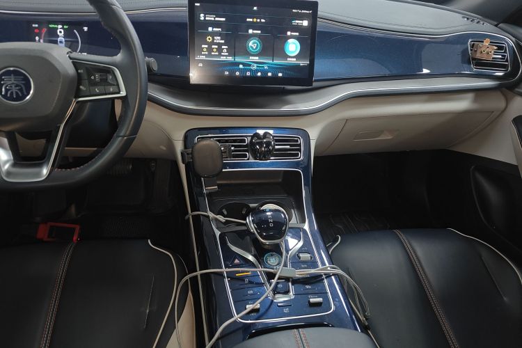 BYD Qin Plus 2022 #16 BYD Qin Plus 2022 car image #16