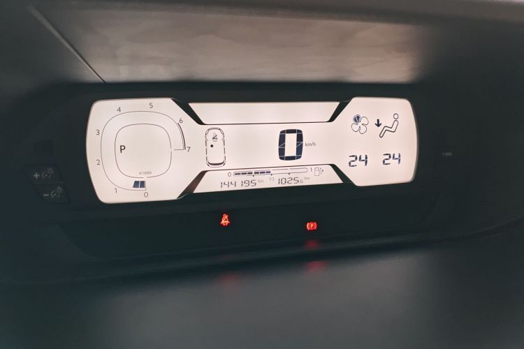 Citroen C4 PICASSO 2017 car image #16