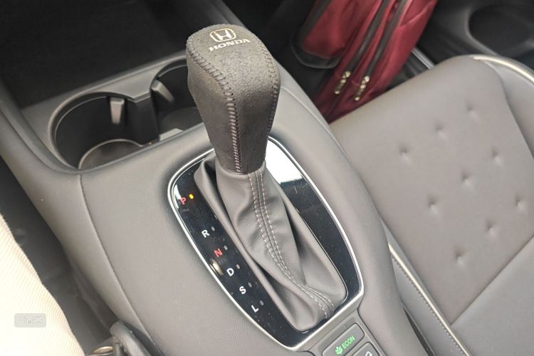 Honda ZR-V 2023 #16 Honda ZR-V 2023 car image #16