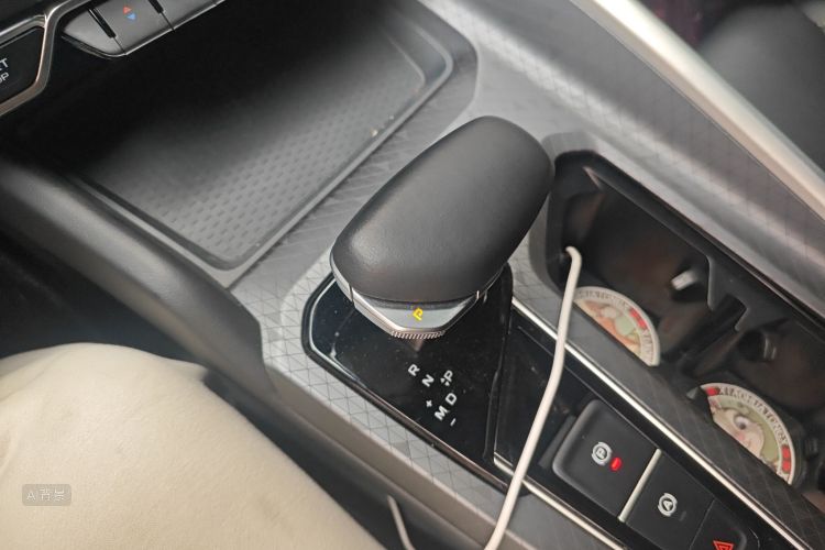 Preface 2023 immagine di auto #16