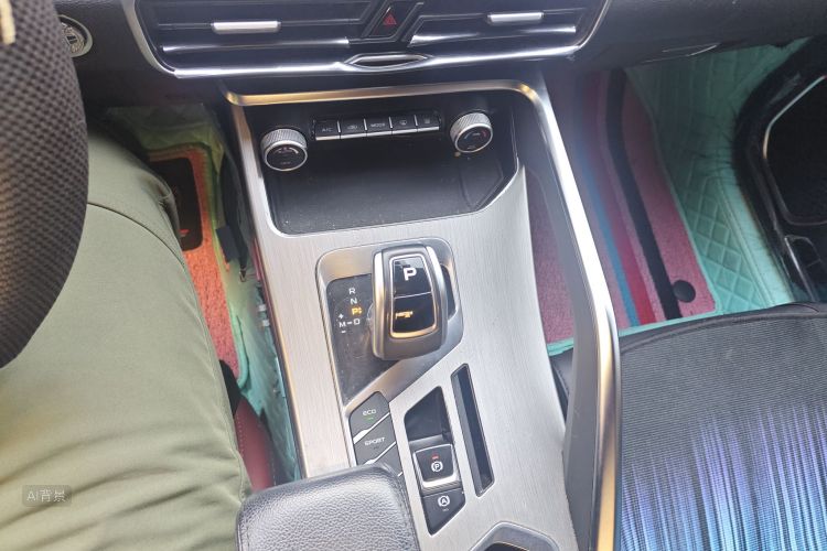 GEELY Coolray 2020 #16 GEELY Coolray 2020 car image #16