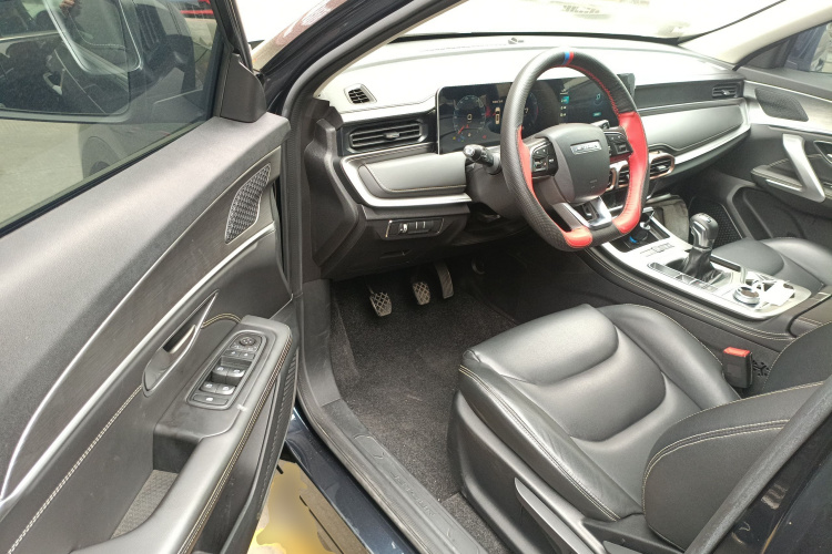 X70 PLUS 2022 #16 X70 PLUS 2022 car image #16