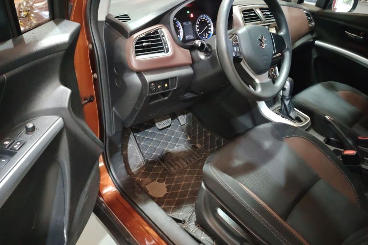 铃木 骁途 2017 汽车图片 #16