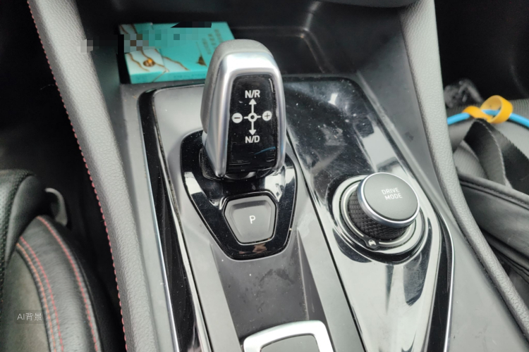 Lynk & Co 03 2019 car image #16