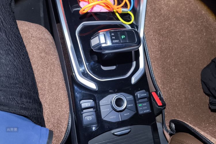Haval H6 2018 #16 Haval H6 2018 immagine di auto #16
