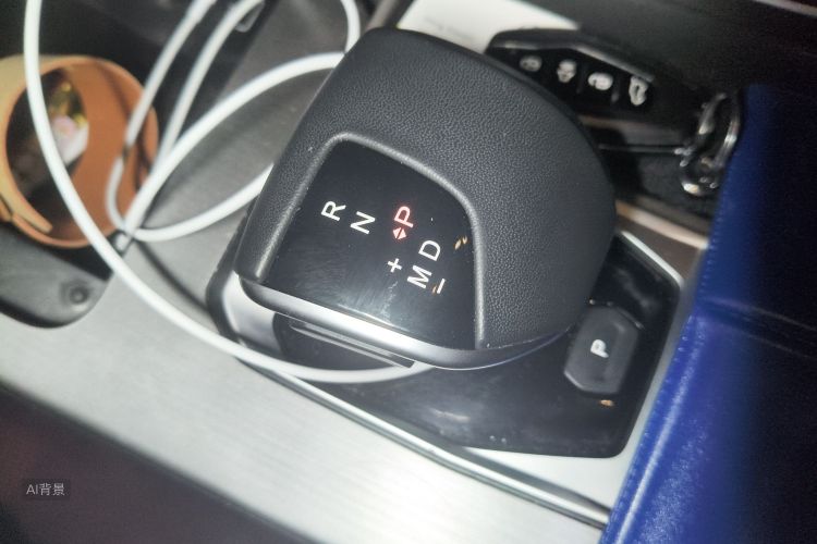 X70 PLUS 2024 #16 X70 PLUS 2024 car image #16