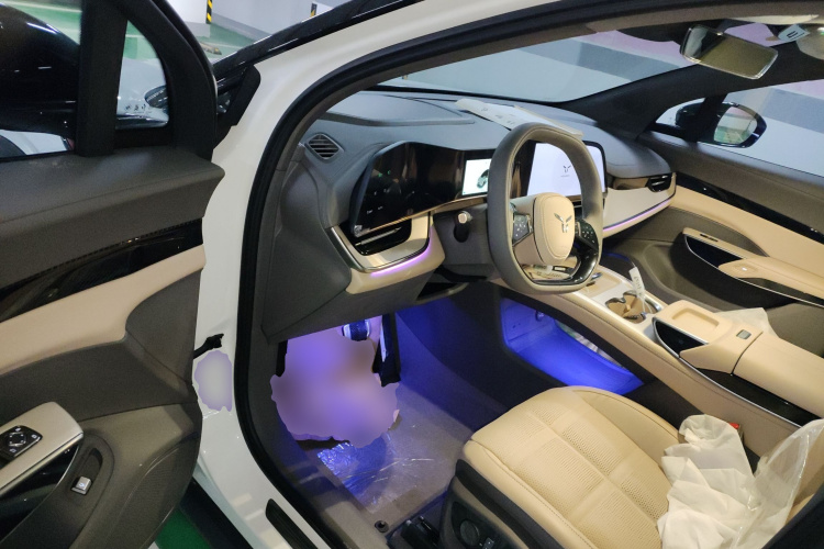 HongQi TianGong 08 2025 car image #16