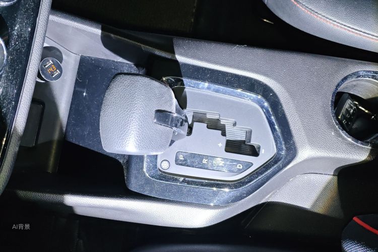 Soueast DX3 2017 #16 Soueast DX3 2017 car image #16