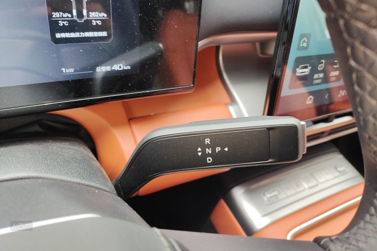 FangChengBao Tiger 7 2025 car image #16