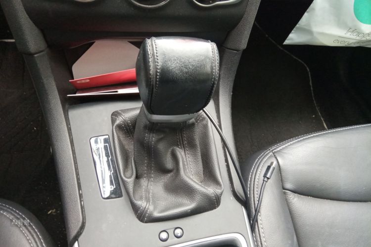 Citroen C4L 2016 car image #16