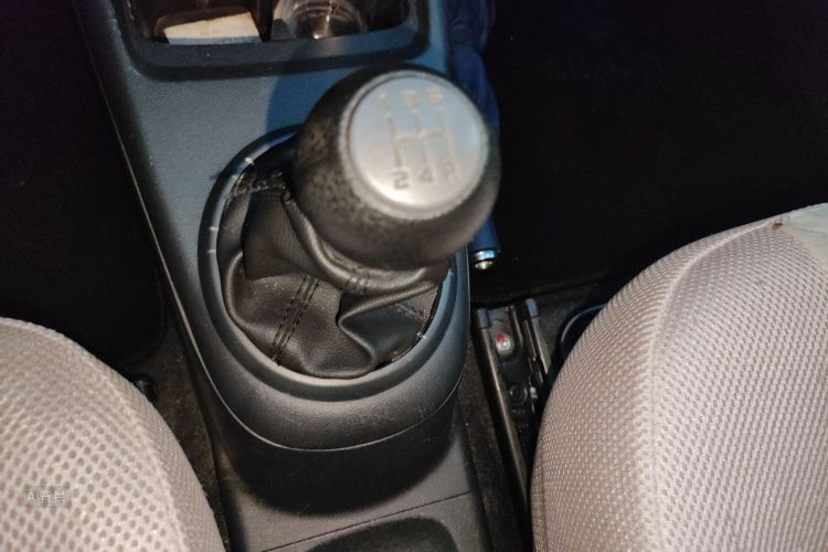 Suzuki Alto 2015 #16 Suzuki Alto 2015 car image #16