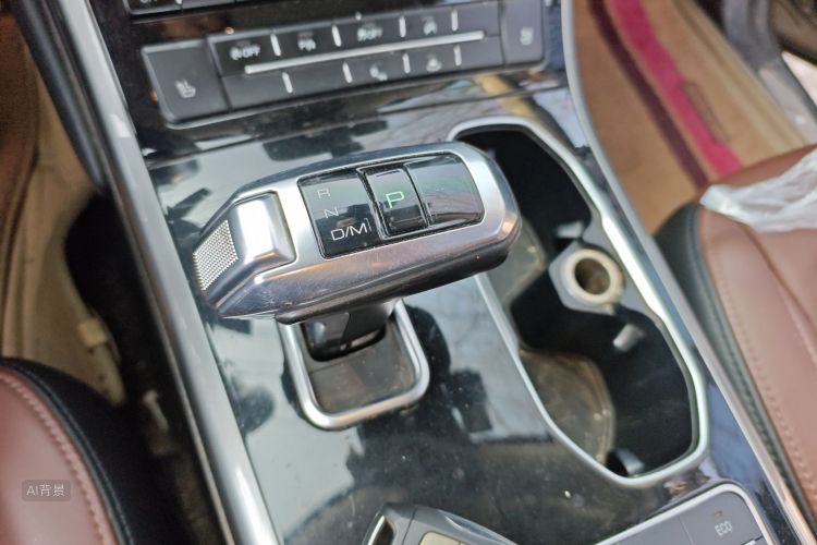 Haval H8 2017 #16 Haval H8 2017 immagine di auto #16