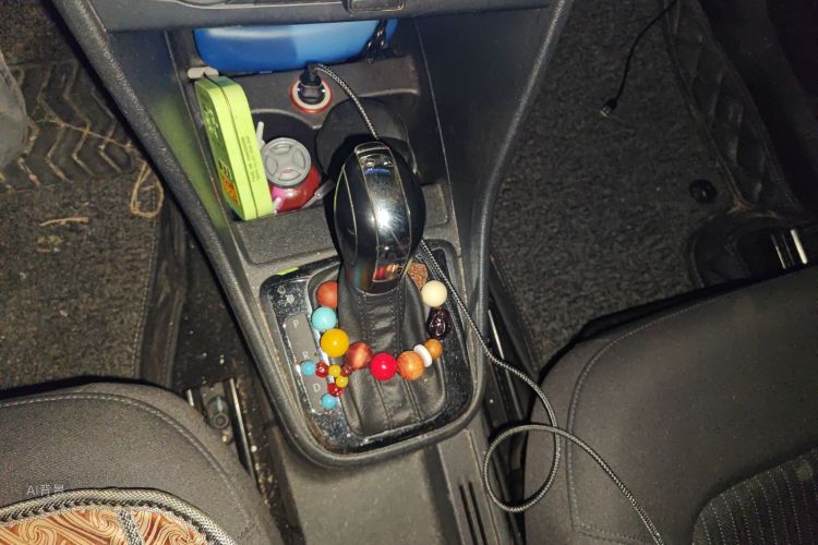 Volkswagen Jetta 2016 immagine di auto #16