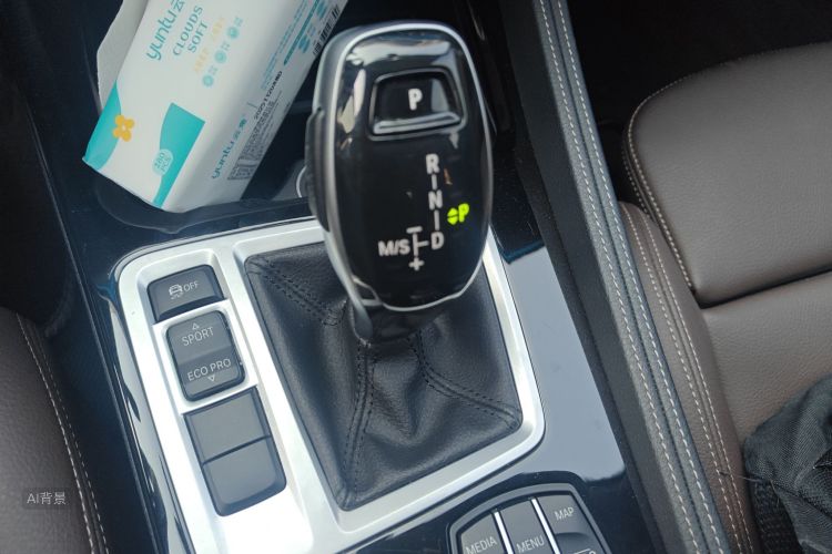 BMW 1 Series 2023 car image #16