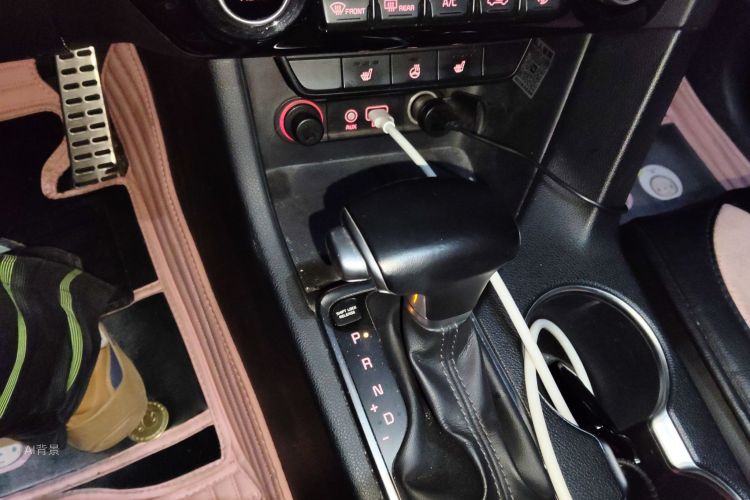 Kia KX5 2016 صورة سيارة #16