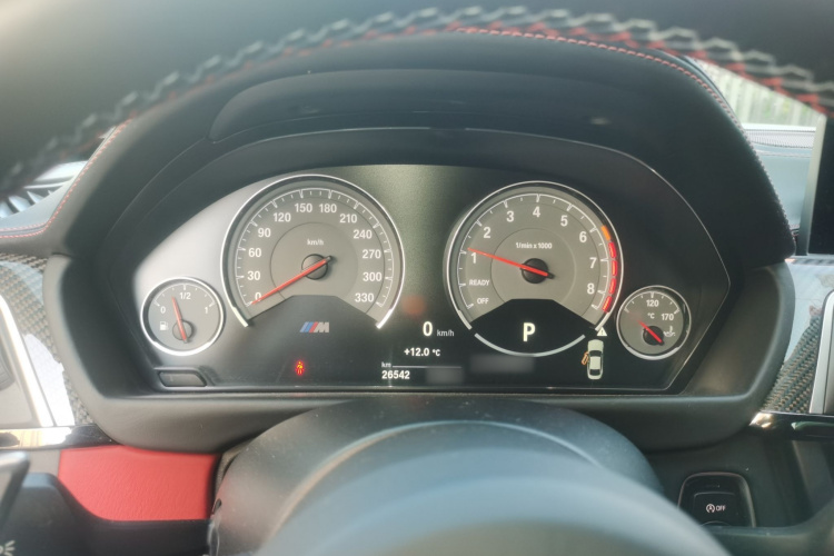 BMW M4 2017 immagine di auto #16