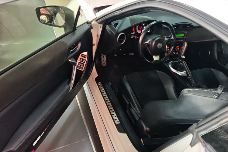 Toyota 86 2018 immagine di auto #16