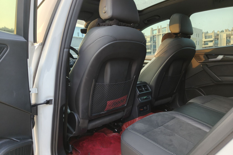 Audi Q5L Sportback 2021 #16 Audi Q5L Sportback 2021 immagine di auto #16