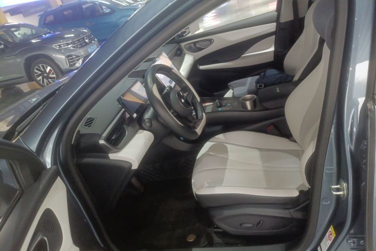 BYD Seal 05 DM-i 2025 #16 BYD Seal 05 DM-i 2025 car image #16