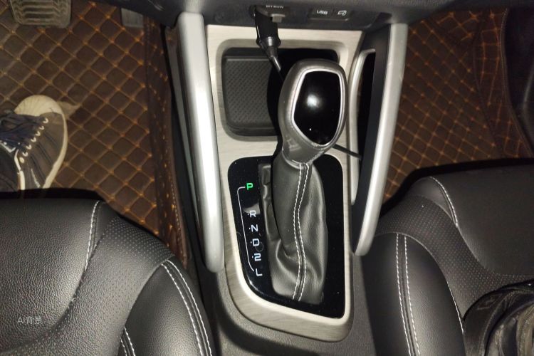 GEELY Vision X3 2020 car image #16