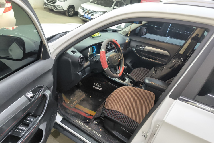 Kaiyi X3 2019 car image #16