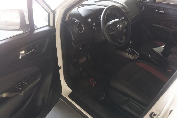 Changan CS15 2017 immagine di auto #16