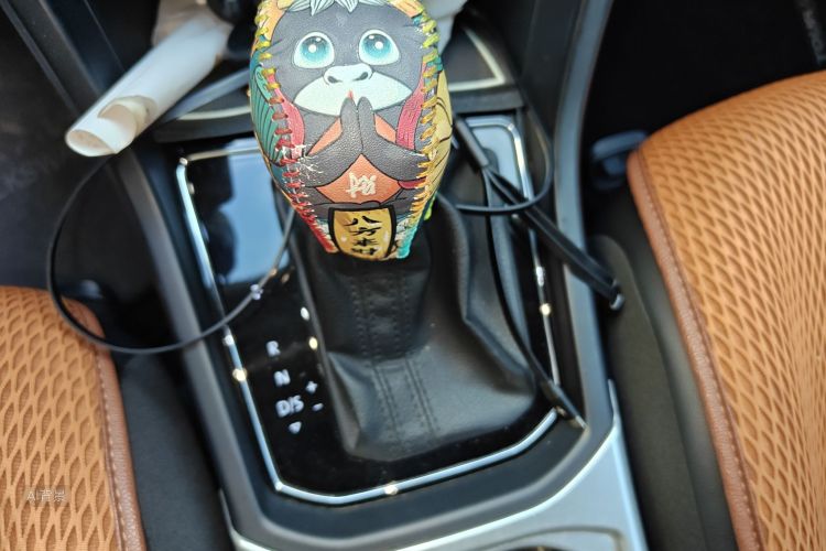 Volkswagen Touran 2017 #16 Volkswagen Touran 2017 car image #16