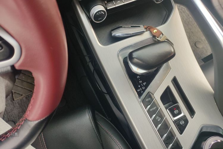 GEELY Coolray 2021 #16 GEELY Coolray 2021 car image #16