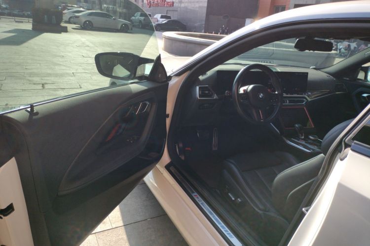 BMW M2 2024 car image #16