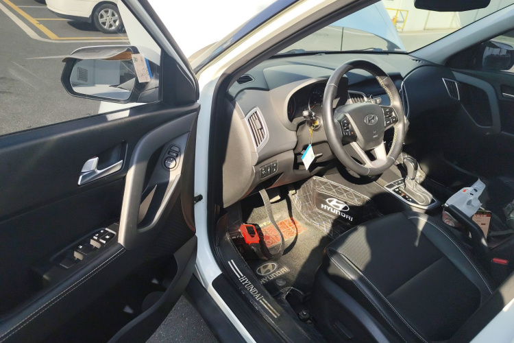 Hyundai ix25 2019 car image #16