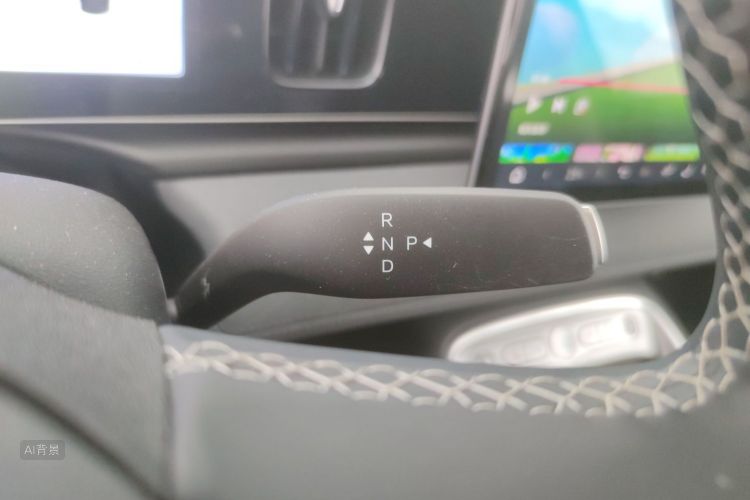 BYD Sea Lion 05 EV 2025 car image #16